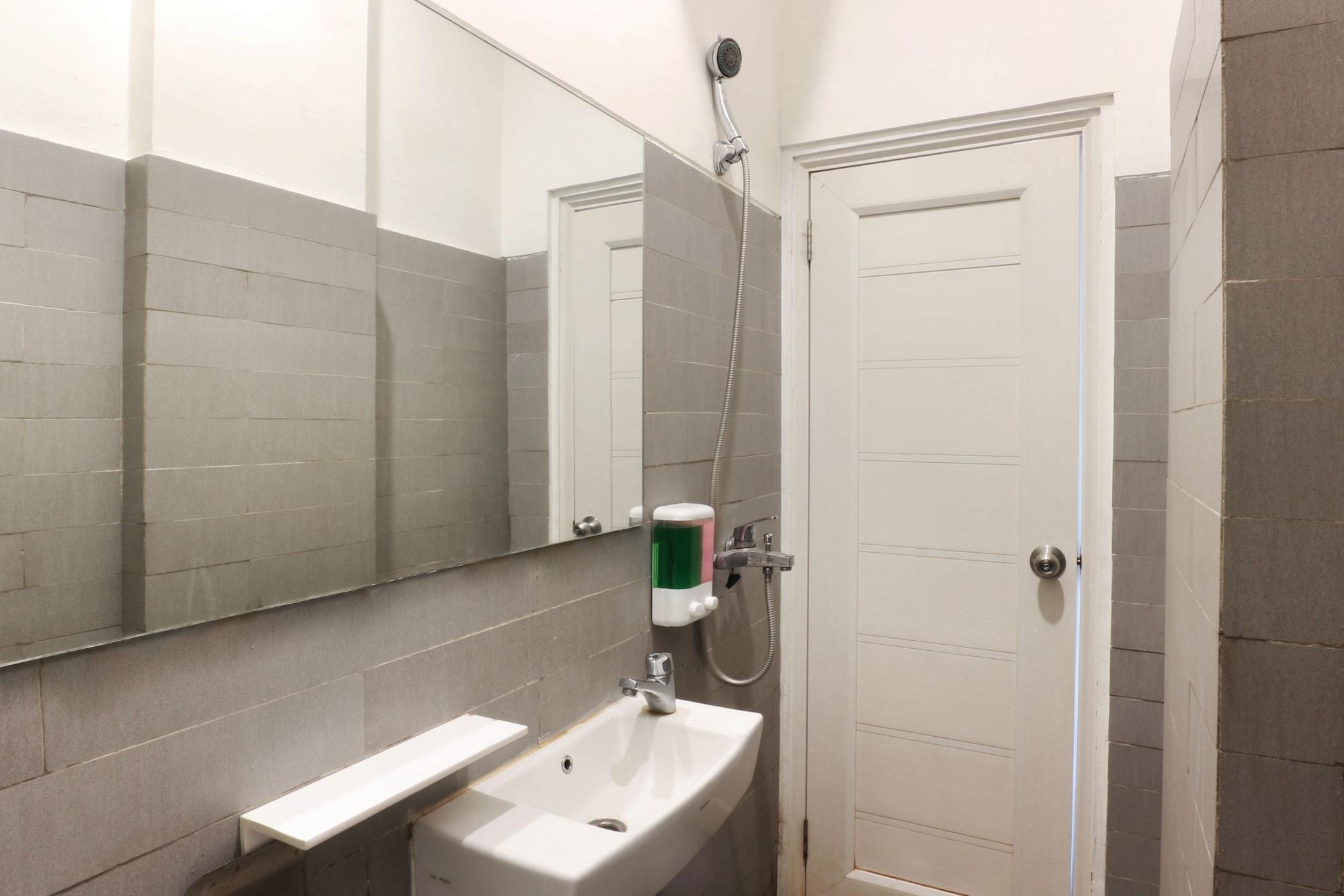 Urbana Homes Syariah Giacarta Esterno foto